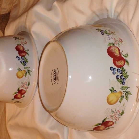 Corelle Chutney Fruit Pattern, Set of 2 Heavy Nesting Mixing Bowls 2 & 3 quart - Picture 7 of 7